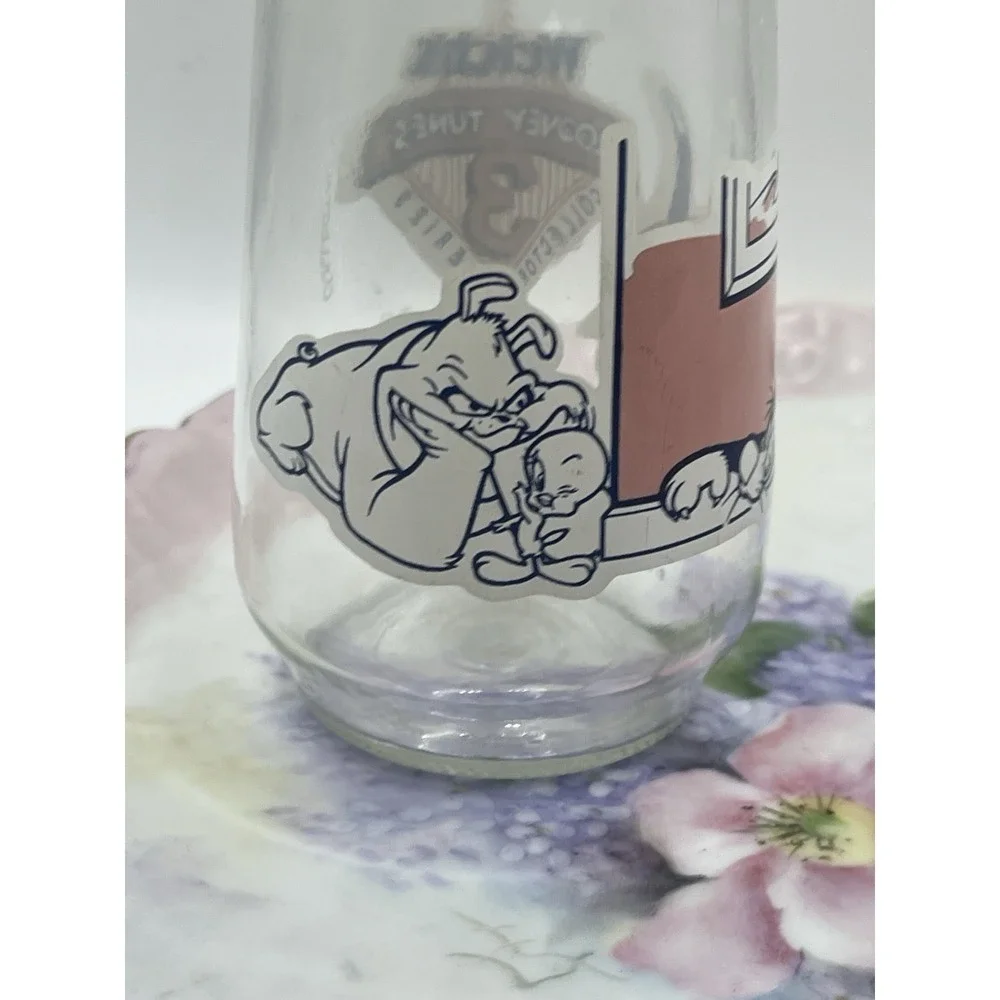 Vintage Welch's Jelly Jar. Themed With Looney Tunes Sylvester And Tweety.
